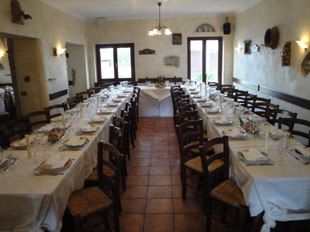 Agriturismo La Valle Di Ceri チェルヴェーテリ エクステリア 写真